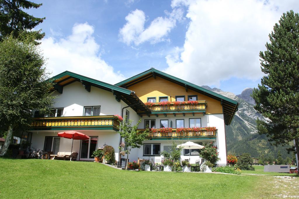 Apartmenthaus Dornroeschen Ramsau am Dachstein Esterno foto